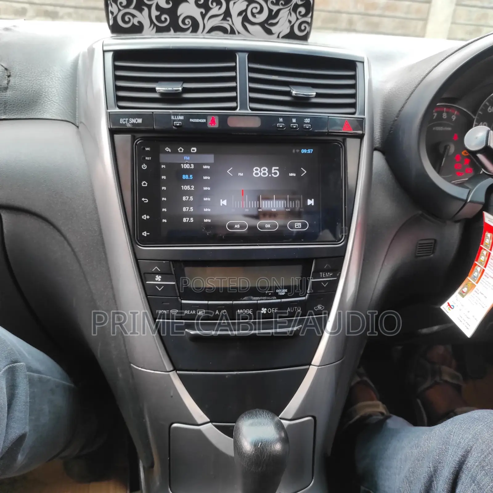 Toyota Caldina Fitted With 8 Inch Android Radio