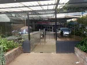 6bdrm Duplex in Karen for rent