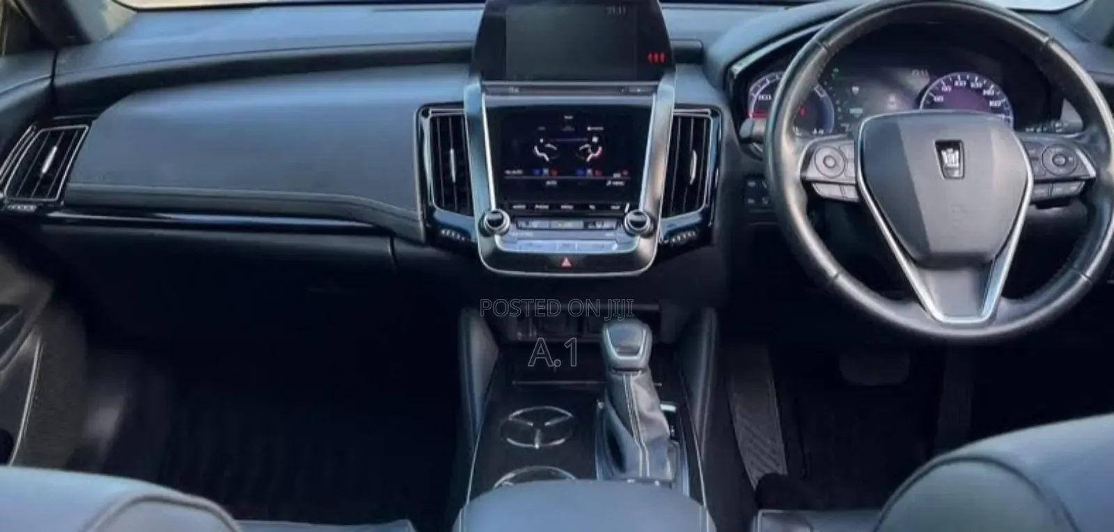 Toyota Crown 2019 Black