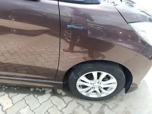 Suzuki Solio 2018 Maroon