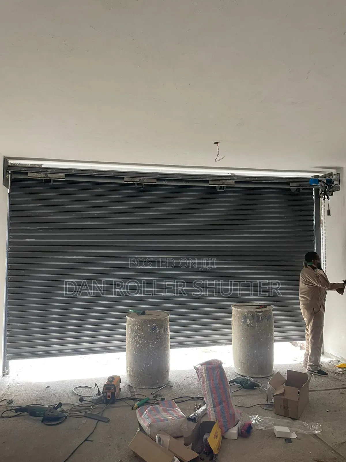 Automatic Roller Shutter With Remote Switch