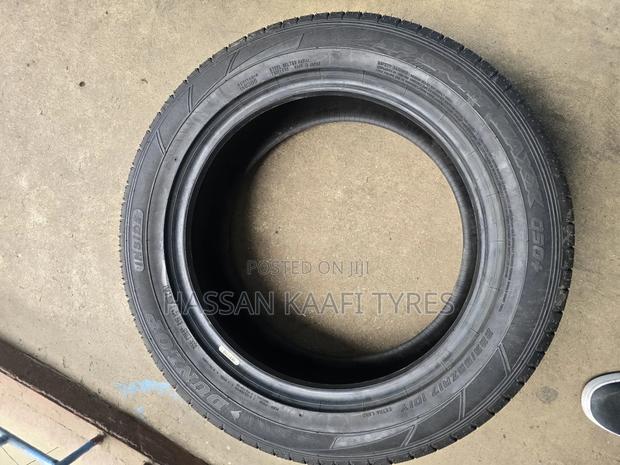 225/55r17 Dunlop Tyre - thumbnail 3