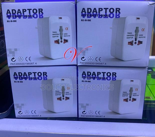All-in-one International Adapter - thumbnail 2