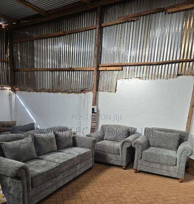 Cool Elegant 5 Seater Sofa 3,1,1 - main view