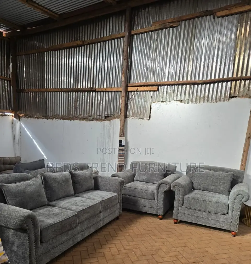 Cool Elegant 5 Seater Sofa 3,1,1