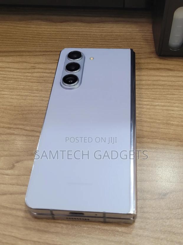 Samsung Galaxy Z Fold 5 256 GB Blue - thumbnail 3