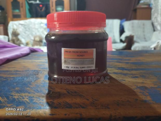 Genuine Fresh Honey - thumbnail 3