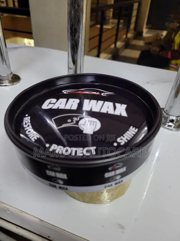 Car Body Wax Polish-Smooth and Glossy Finish