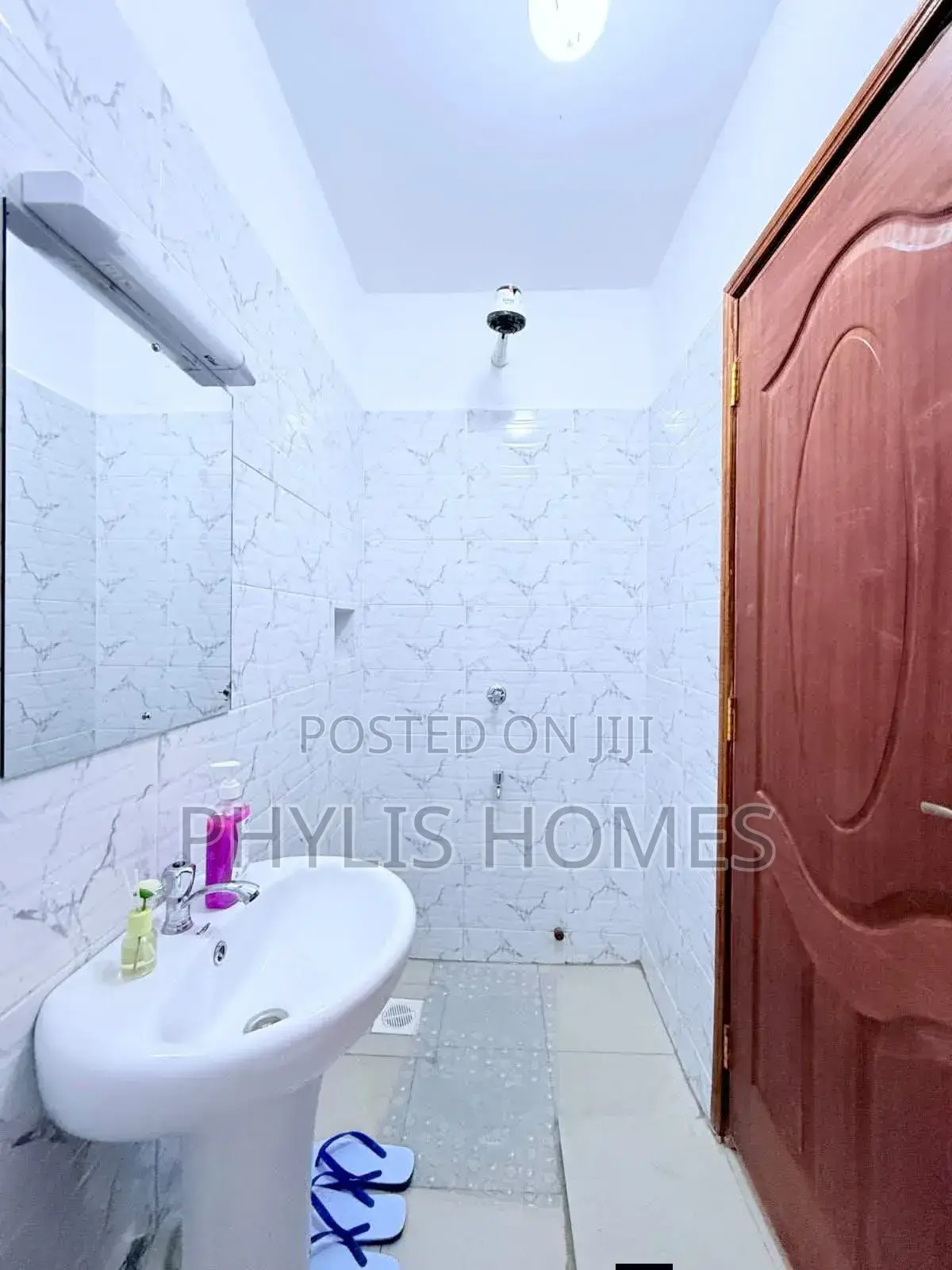 Lucky Studio in South B Papino Apartment