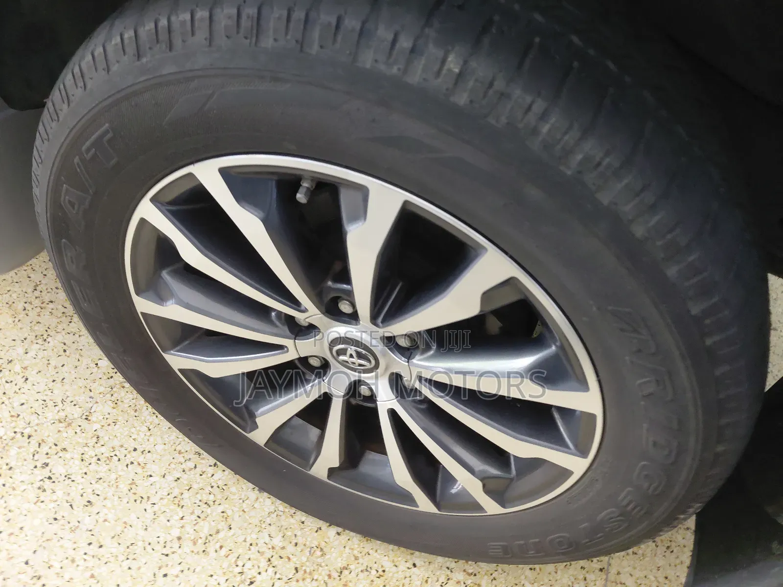 Toyota Land Cruiser Prado 2019 Silver