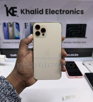 Apple iPhone 12 Pro 256 GB Gold - main view
