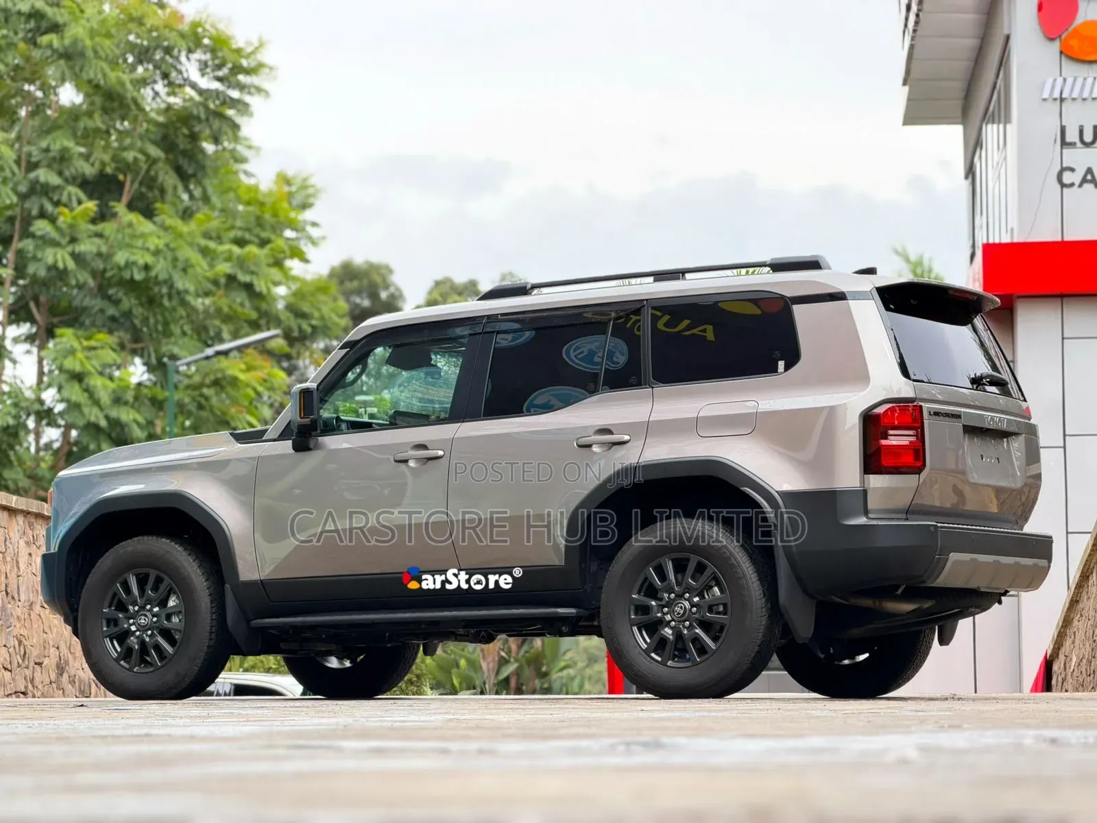 Toyota Land Cruiser Prado 2.8 2024 Brown