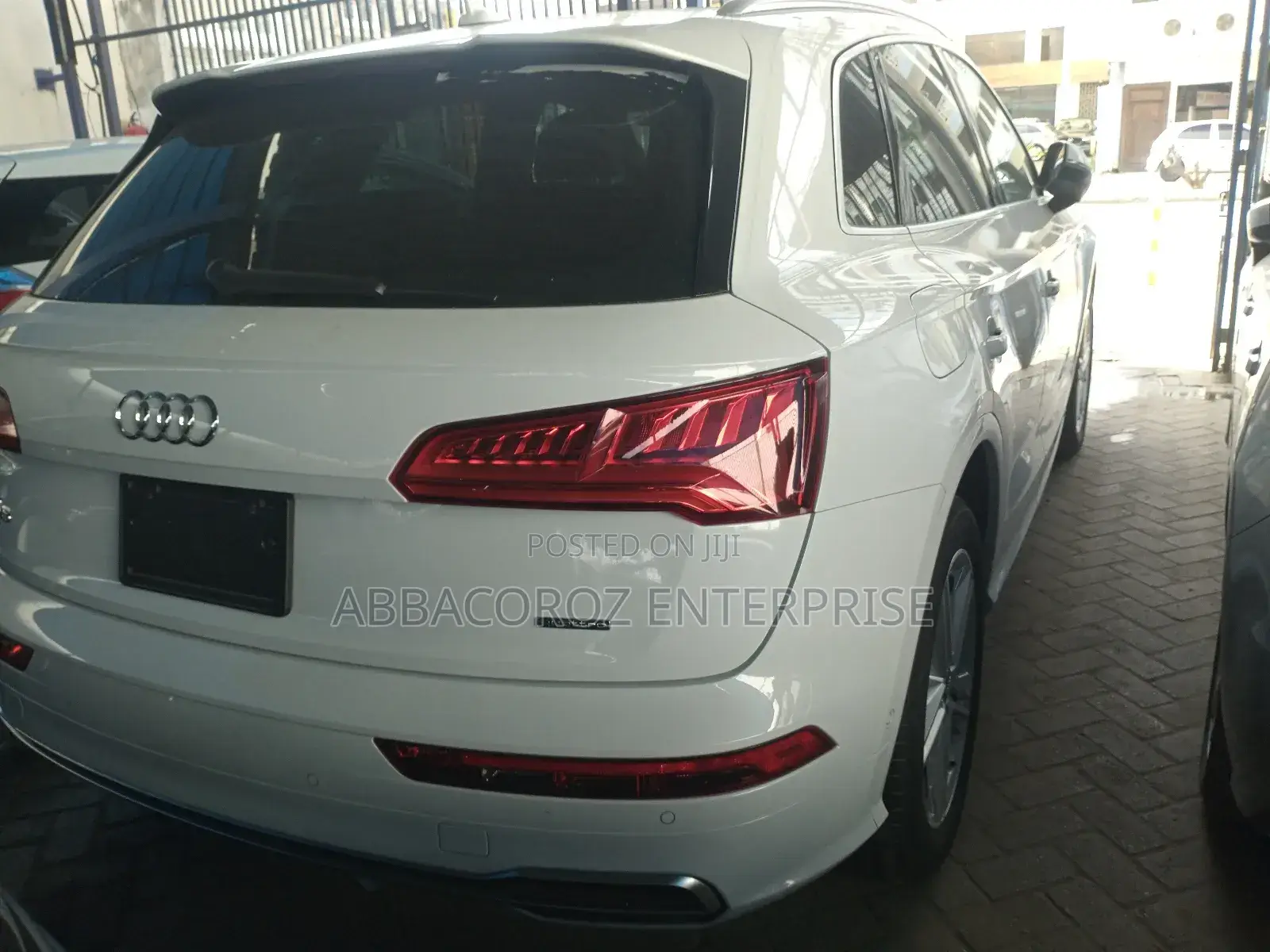 Audi Q5 2.0T Premium AWD quattro 2018 White