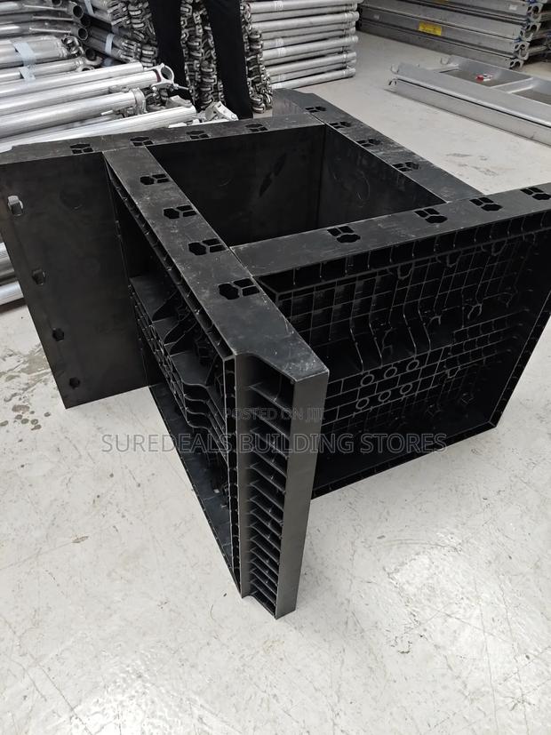 Adjustable Plastic Column Formwork - thumbnail 2