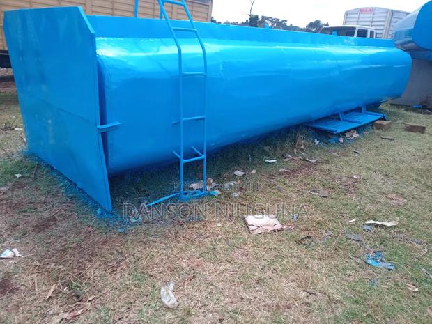 Water Tanker - thumbnail 5