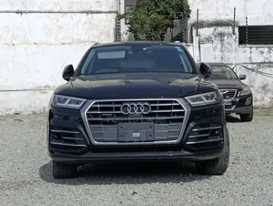Audi Q5 2018 Black