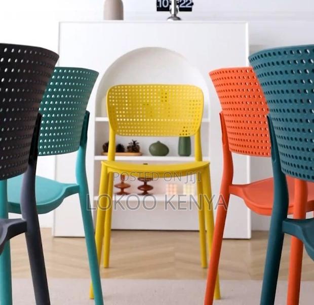Dining Chair; Armless Durable Stackable Plasic Dining Chair - thumbnail 4