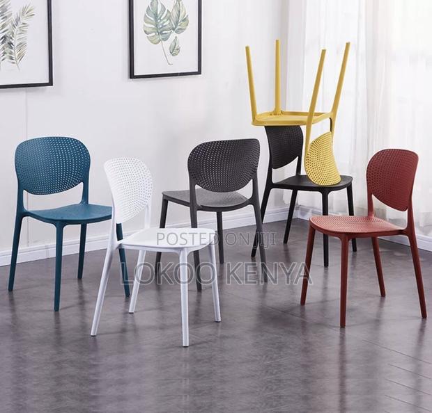 Dining Chair; Armless Durable Stackable Plasic Dining Chair - thumbnail 15