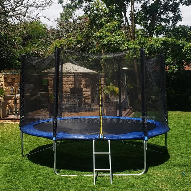 Safe Bouncing Endless Fun - main view