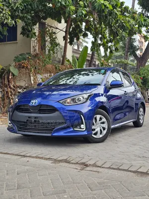 Toyota Yaris 2019 Blue