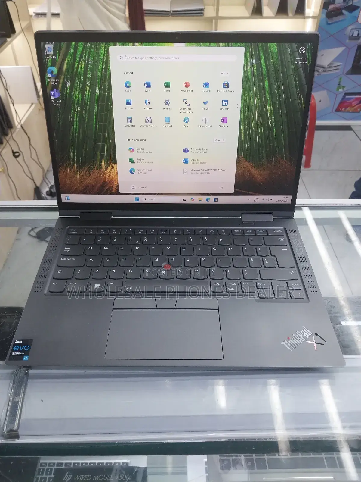 Laptop Lenovo Thinkpad X1 Yoga 32GB Intel Core i7 SSD 512GB