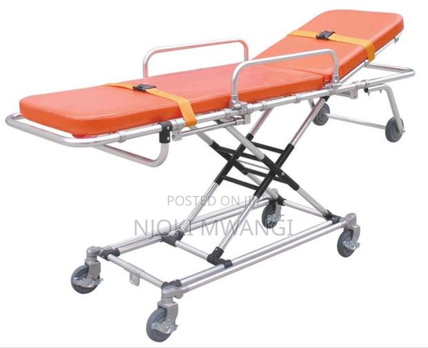 Ambulance Stretcher - thumbnail 3