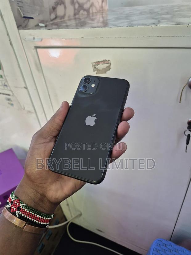 Apple iPhone 11 64 GB Black - thumbnail 9