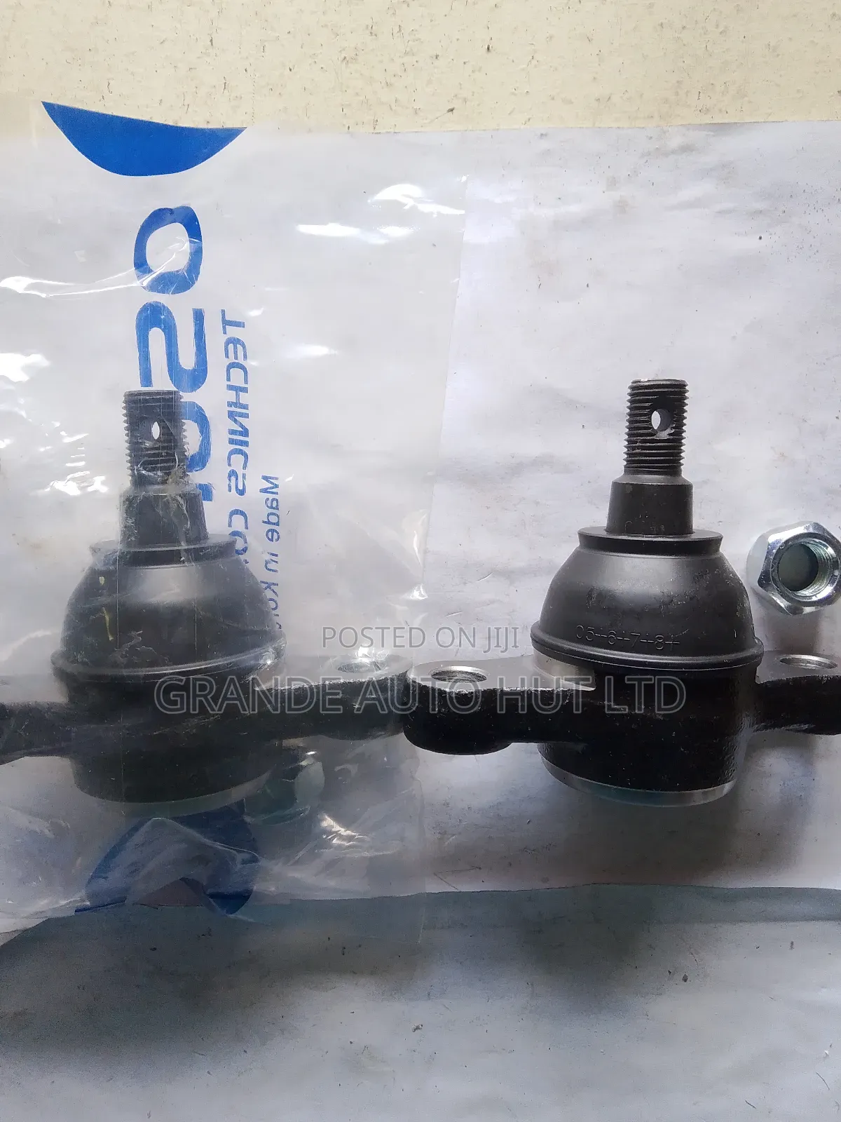 Front Lower Ball Joint for Hyundai Sonata Y4(Osung Brand)