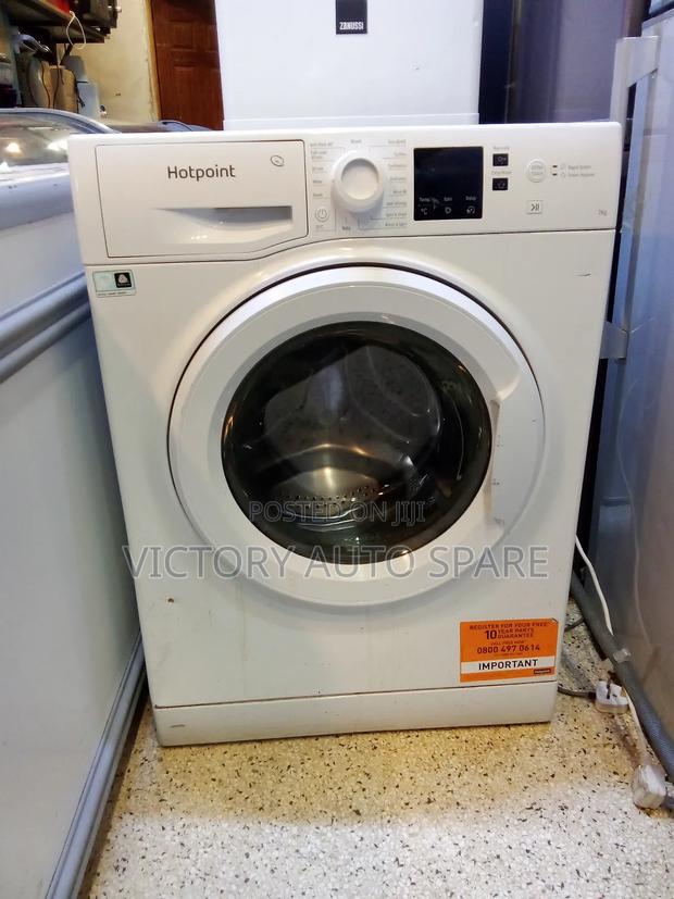 Front Load Washing Machine (Hotpoint) - thumbnail 2