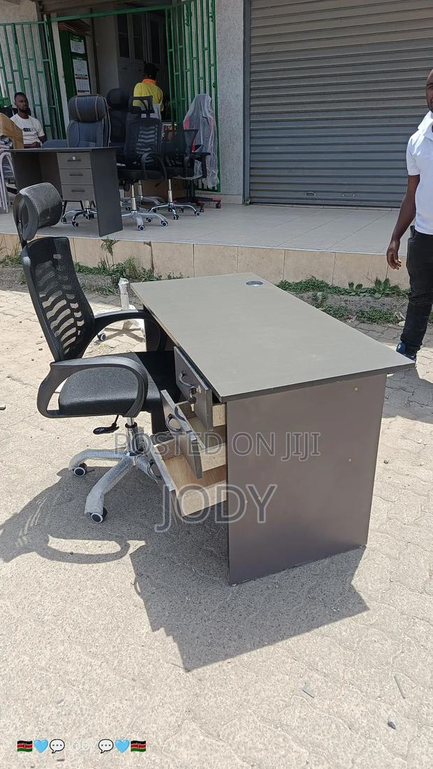 Office Desk & Chair With Headrest – Complete Workspace Set - main view