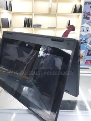 Laptop Lenovo Yoga 11e 4GB Intel Celeron HDD 500GB