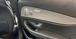 Mercedes-Benz E200 2018 Blue