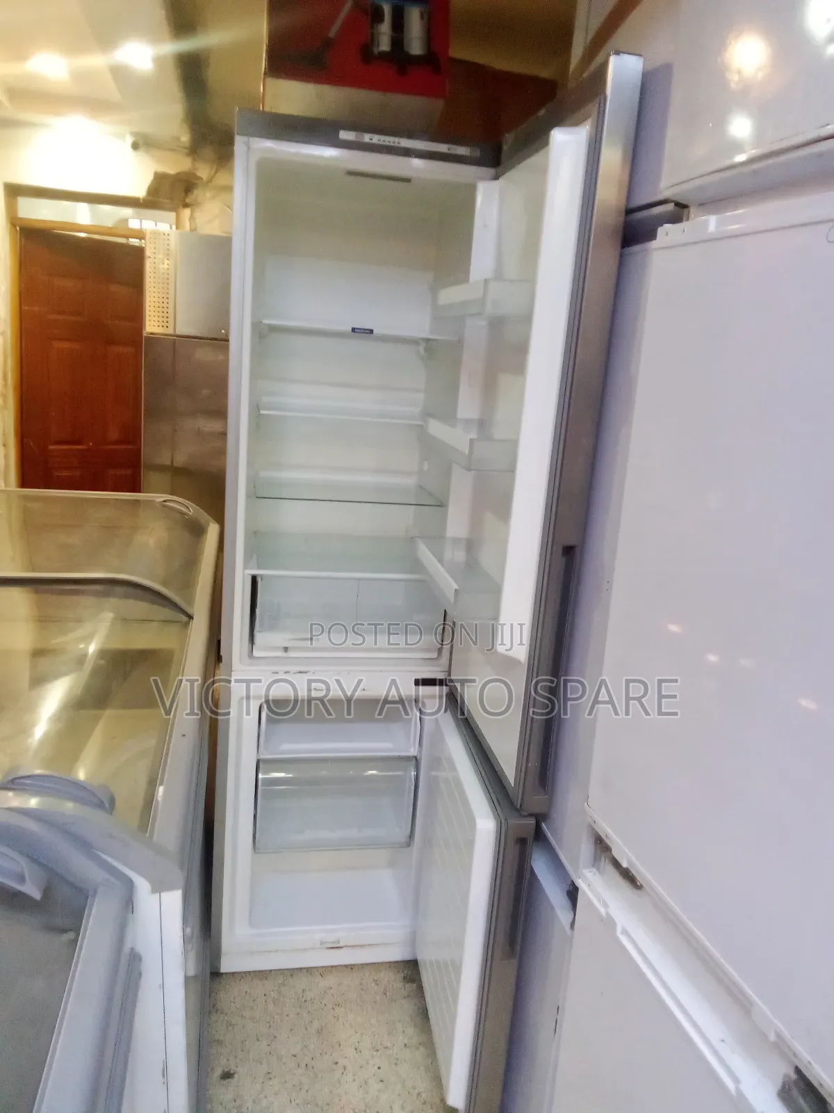 Good Looking Bottom Freezer Refrigerator