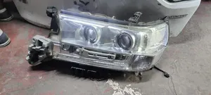 Toyota Land Cruiser V8 200 Series Headlight