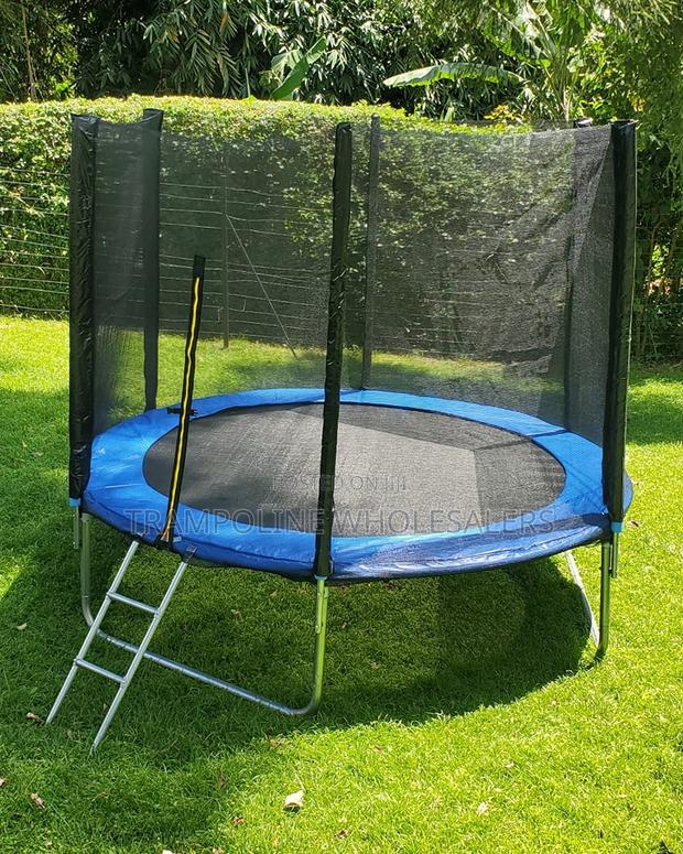 Sturdy Trampoline Great Condition - thumbnail 2