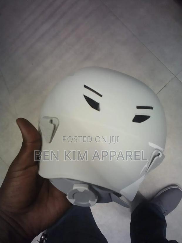 50cms to 57cms Camping Outdoors Rock Climbing Helmets Adjustable Fit - thumbnail 7