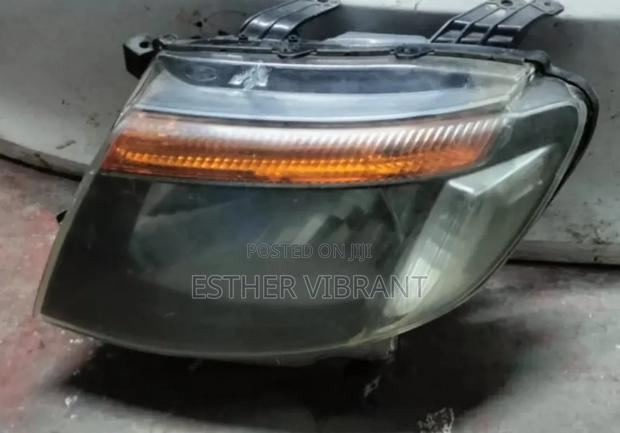 Ford Ranger Headlight - main view