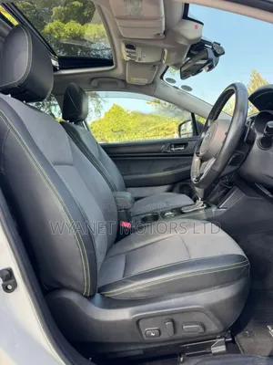 Subaru Outback Premium AWD 2020 White