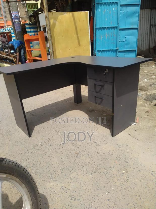 L-shaped Office Desk 🖥✨ - main view