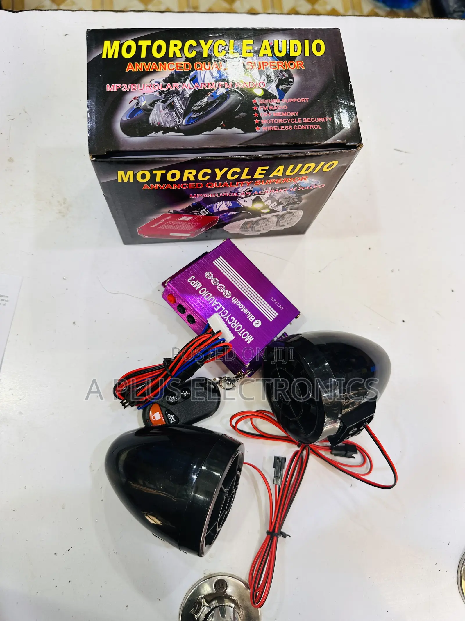 Wireless Motorcycle Audio System For Riders