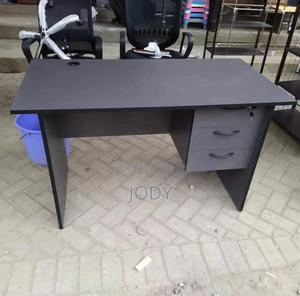 Modern Office Desk – Strong, Spacious & Stylish - main view