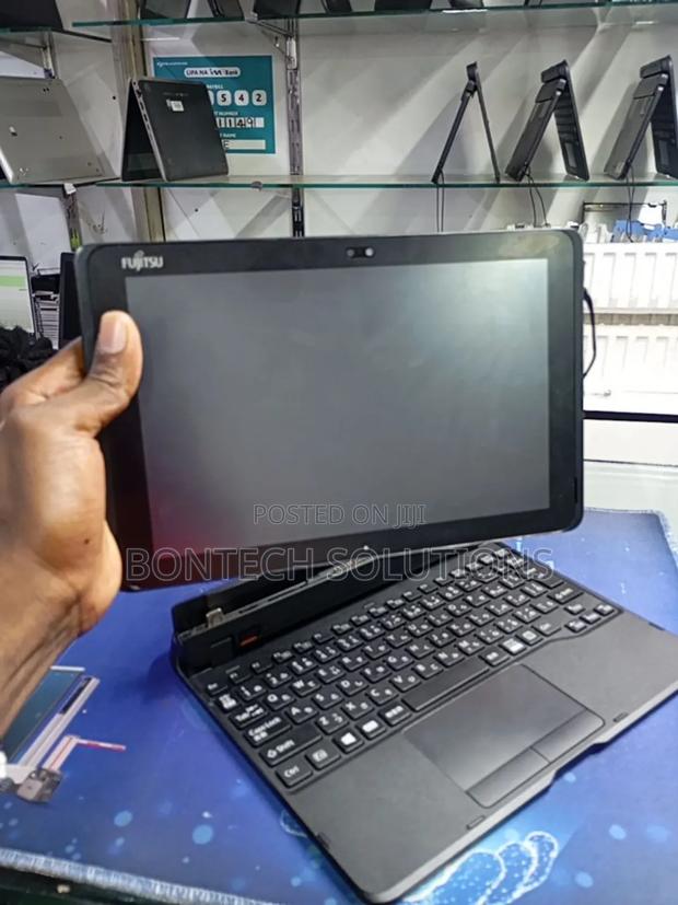 Laptop Fujitsu 4GB SSD 128GB - main view