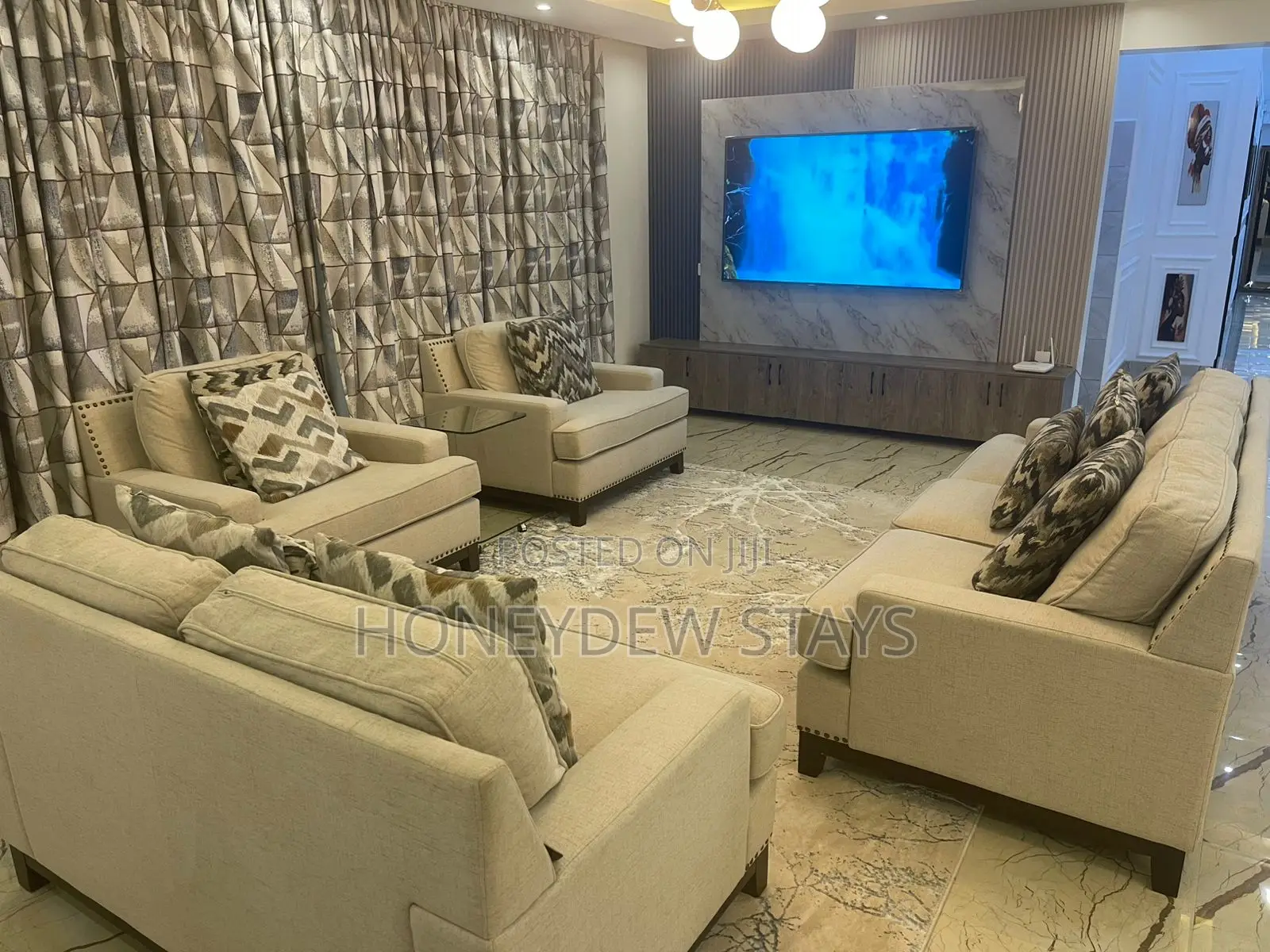 Elegant 5br en-Suite Apartment at White Oak,Othaya Road
