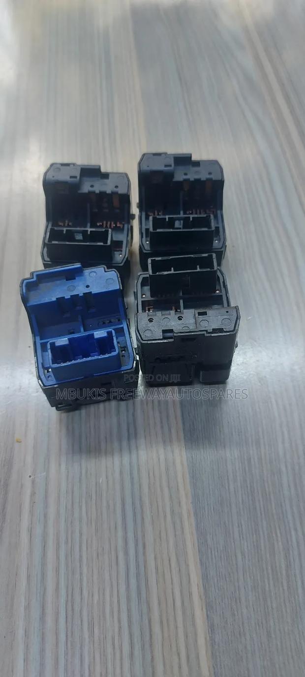 Side Mirror Switch Prado J120/150