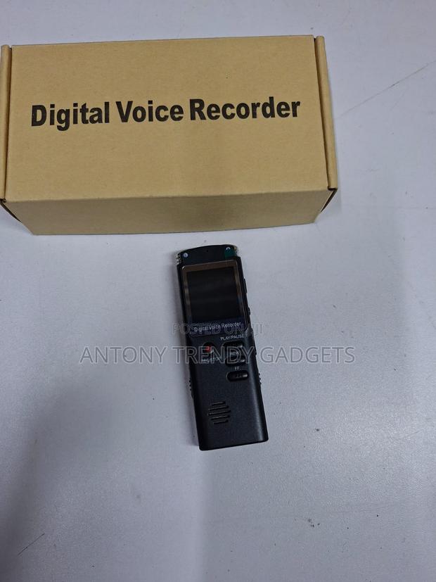 Portable 8gb Digital Audio Recorder With Noise Reduction - main view