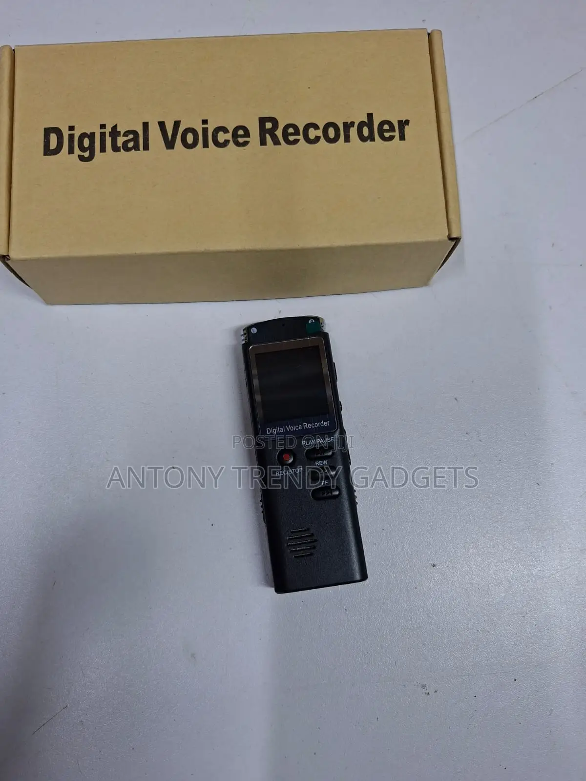 Portable 8gb Digital Audio Recorder With Noise Reduction