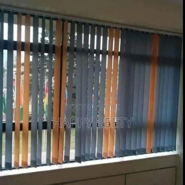 Vertical Office Blind - thumbnail 2