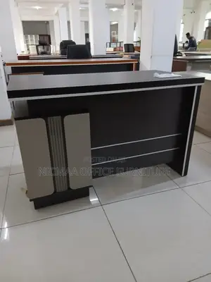 1.2m Sleek Professional Workspace Desk