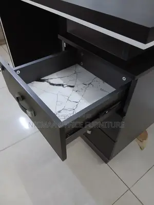 1.2m Sleek Professional Workspace Desk