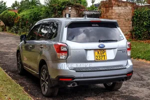 Subaru Forester 2017 Silver